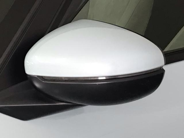 フィット ｅ：ＨＥＶホーム　レンタＵＰ・ＬＥＤ・ホンダＣＯＮＮＥＣＴ・メモリナビ・バックカメラ・ＥＴＣ　前後誤発進抑制機能　クリソナ　助手席エアバッグ　運転席エアバッグ　シートヒーター　ＬＥＤライト　ＵＳＢ接続　ＡＢＳ　キーレス（23枚目）