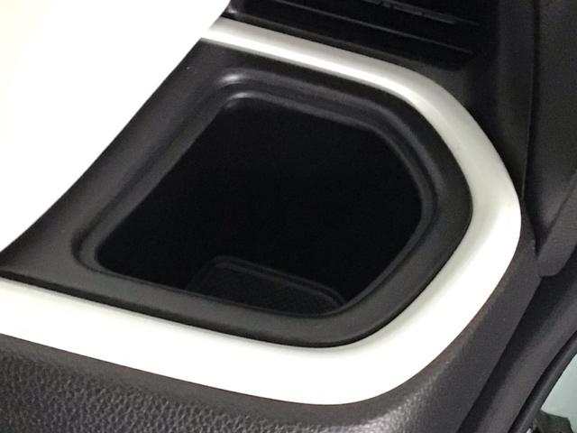 フィット ｅ：ＨＥＶホーム　レンタＵＰ・ＬＥＤ・ホンダＣＯＮＮＥＣＴ・メモリナビ・バックカメラ・ＥＴＣ　前後誤発進抑制機能　クリソナ　助手席エアバッグ　運転席エアバッグ　シートヒーター　ＬＥＤライト　ＵＳＢ接続　ＡＢＳ　キーレス（38枚目）