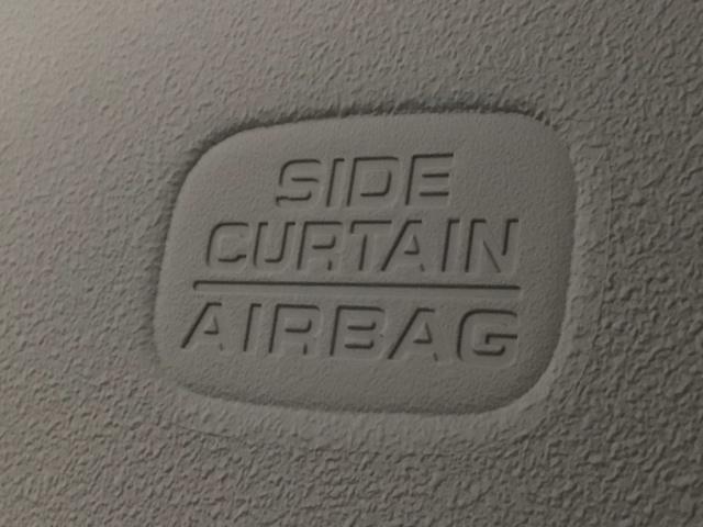 フィット ｅ：ＨＥＶホーム　レンタＵＰ・ＬＥＤ・ホンダＣＯＮＮＥＣＴ・メモリナビ・バックカメラ・ＥＴＣ　前後誤発進抑制機能　クリソナ　助手席エアバッグ　運転席エアバッグ　シートヒーター　ＬＥＤライト　ＵＳＢ接続　ＡＢＳ　キーレス（43枚目）