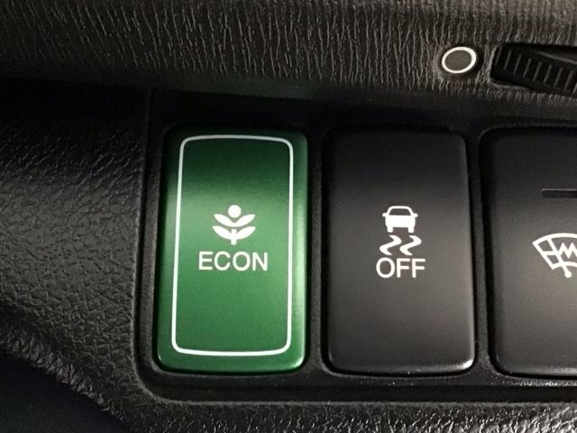 オデッセイ MX・エアロパッケージ HID・フルセグ・HDDナビ・バックカメラ・純正AW・横滑り防止措置・ETC キーレス 3列シート Bカメ スマートキー DVD再生 フルセグTV ESC ETC付 ABS USB エアバッグ(6枚目)