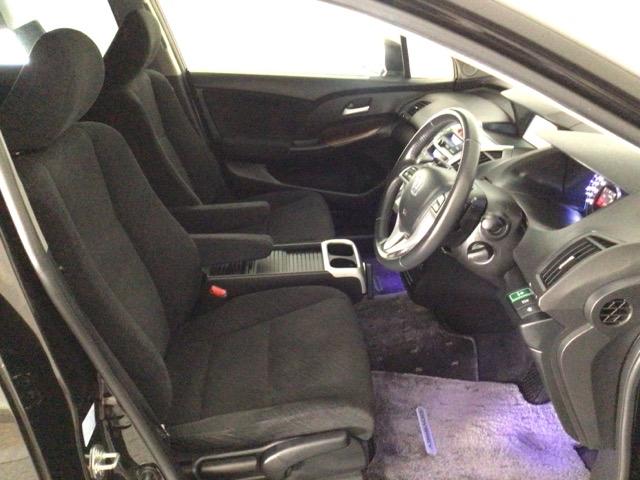 オデッセイ MX・エアロパッケージ HID・フルセグ・HDDナビ・バックカメラ・純正AW・横滑り防止措置・ETC キーレス 3列シート Bカメ スマートキー DVD再生 フルセグTV ESC ETC付 ABS USB エアバッグ(15枚目)