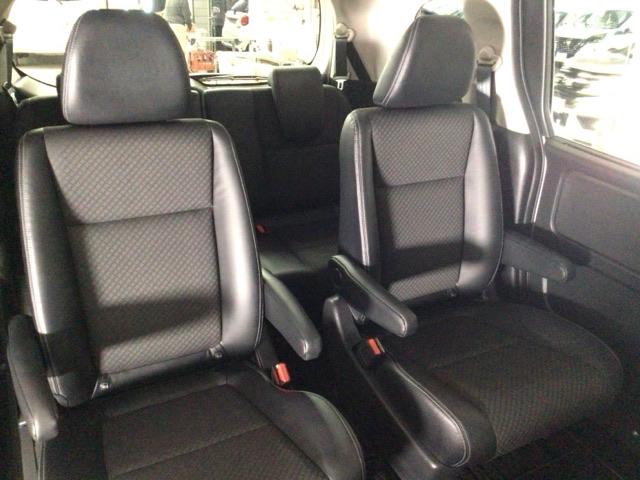 フリード Ｇ　ＬＥＤ・フルセグ・メモリナビ・バックカメラ・純正ＡＷ・シートヒーター・ＥＴＣ　パーキングセンサー　Ａクルーズ　３列シート　カーテンエアバック　ＬＥＤヘッドライト　パワーウインドウ　地デジ　Ｒカメラ（14枚目）