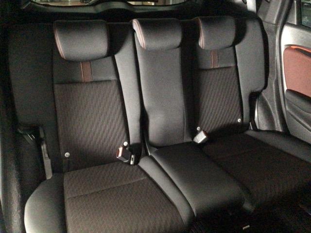 フィット ＲＳホンダセンシング　ＬＥＤ・フルセグ・メモリナビ・ＤＶＤ・バックカメラ・純正ＡＷ・ＥＴＣ　ＬＥＤヘッド　オートクルーズコントロール　Ｂカメラ　オートエアコン　アイドリングストップ　スマートキー　地デジＴＶ　横滑り防止（14枚目）