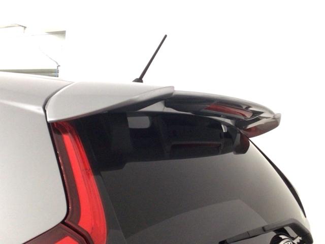 フィット ＲＳホンダセンシング　ＬＥＤ・フルセグ・メモリナビ・ＤＶＤ・バックカメラ・純正ＡＷ・ＥＴＣ　ＬＥＤヘッド　オートクルーズコントロール　Ｂカメラ　オートエアコン　アイドリングストップ　スマートキー　地デジＴＶ　横滑り防止（21枚目）