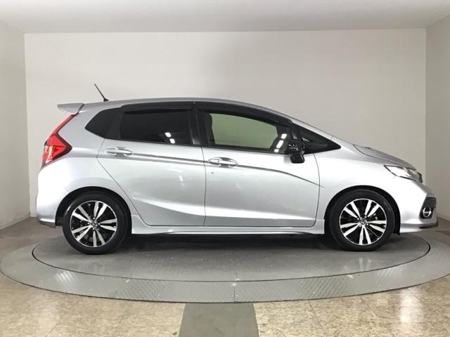 フィット ＲＳホンダセンシング　ＬＥＤ・フルセグ・メモリナビ・ＤＶＤ・バックカメラ・純正ＡＷ・ＥＴＣ　ＬＥＤヘッド　オートクルーズコントロール　Ｂカメラ　オートエアコン　アイドリングストップ　スマートキー　地デジＴＶ　横滑り防止（28枚目）