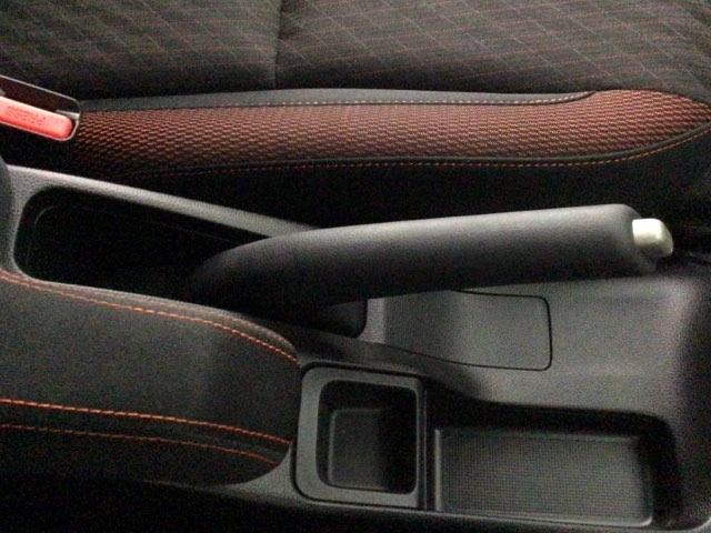 フィット ＲＳホンダセンシング　ＬＥＤ・フルセグ・メモリナビ・ＤＶＤ・バックカメラ・純正ＡＷ・ＥＴＣ　ＬＥＤヘッド　オートクルーズコントロール　Ｂカメラ　オートエアコン　アイドリングストップ　スマートキー　地デジＴＶ　横滑り防止（34枚目）