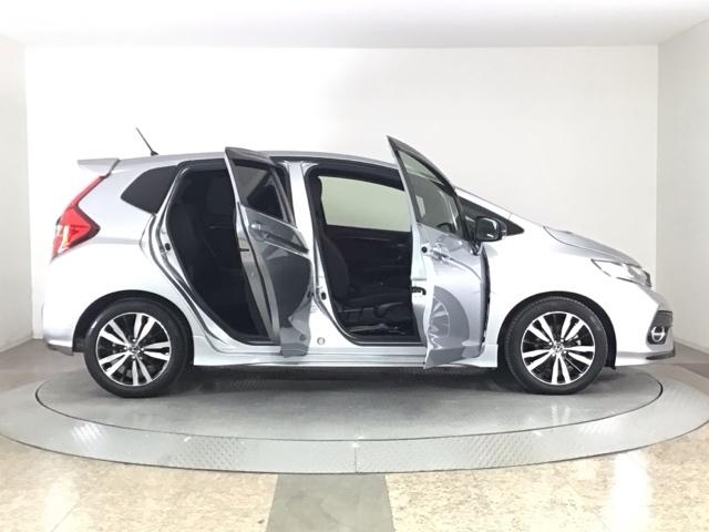 フィット ＲＳホンダセンシング　ＬＥＤ・フルセグ・メモリナビ・ＤＶＤ・バックカメラ・純正ＡＷ・ＥＴＣ　ＬＥＤヘッド　オートクルーズコントロール　Ｂカメラ　オートエアコン　アイドリングストップ　スマートキー　地デジＴＶ　横滑り防止（43枚目）