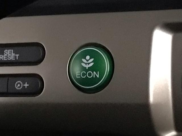 フリードスパイクハイブリッド ジャストセレクション　ＨＩＤ・フルセグ・メモリナビ・ＤＶＤ・バックカメラ・ＥＣＯＮスイッチ・ＥＴＣ　Ｓキー　キーフリー　横滑り防止機能　ＤＶＤ視聴　後カメラ　地デジ　ナビＴＶ　エアコン　両側スライド片側電動　ＡＢＳ（11枚目）