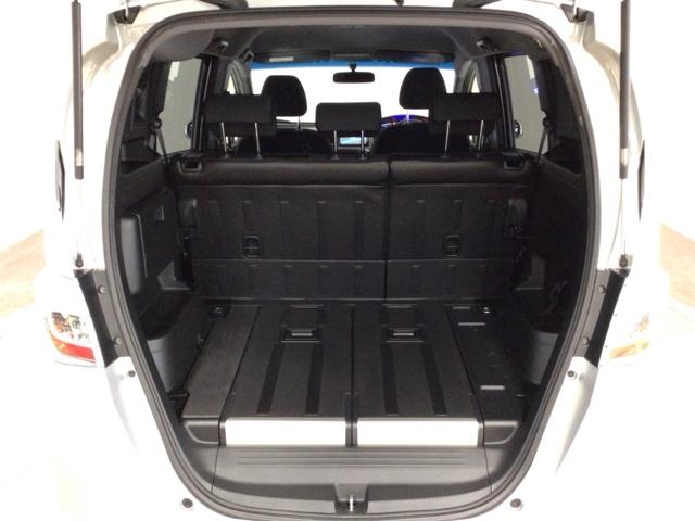 フリードスパイクハイブリッド ジャストセレクション　ＨＩＤ・フルセグ・メモリナビ・ＤＶＤ・バックカメラ・ＥＣＯＮスイッチ・ＥＴＣ　Ｓキー　キーフリー　横滑り防止機能　ＤＶＤ視聴　後カメラ　地デジ　ナビＴＶ　エアコン　両側スライド片側電動　ＡＢＳ（13枚目）