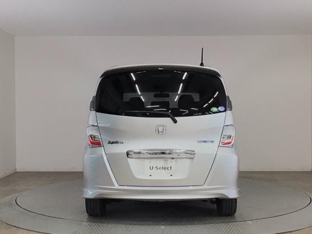 フリードスパイクハイブリッド ジャストセレクション　ＨＩＤ・フルセグ・メモリナビ・ＤＶＤ・バックカメラ・ＥＣＯＮスイッチ・ＥＴＣ　Ｓキー　キーフリー　横滑り防止機能　ＤＶＤ視聴　後カメラ　地デジ　ナビＴＶ　エアコン　両側スライド片側電動　ＡＢＳ（42枚目）