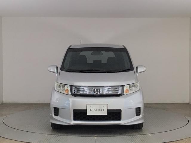 フリードスパイクハイブリッド ジャストセレクション　ＨＩＤ・フルセグ・メモリナビ・ＤＶＤ・バックカメラ・ＥＣＯＮスイッチ・ＥＴＣ　Ｓキー　キーフリー　横滑り防止機能　ＤＶＤ視聴　後カメラ　地デジ　ナビＴＶ　エアコン　両側スライド片側電動　ＡＢＳ（43枚目）