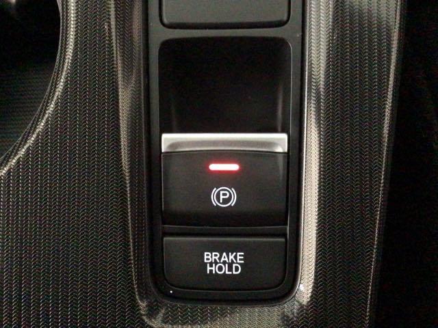 シビック ｅ：ＨＥＶＥＸ　デモカーＵＰ・ＬＥＤ・フルセグ・メモリナビ・純正ＡＷ・ホンダＣＯＮＮＥＣＴ　衝突被害軽減ブレーキ　Ｂカメラ　シートヒーター　ＥＴＣ　ＬＥＤヘッドライト　サイドカーテンエアバック　サンルーフ　ＥＳＣ（32枚目）