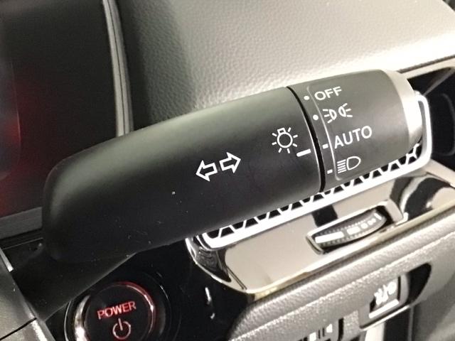 シビック ｅ：ＨＥＶＥＸ　デモカーＵＰ・ＬＥＤ・フルセグ・メモリナビ・純正ＡＷ・ホンダＣＯＮＮＥＣＴ　衝突被害軽減ブレーキ　Ｂカメラ　シートヒーター　ＥＴＣ　ＬＥＤヘッドライト　サイドカーテンエアバック　サンルーフ　ＥＳＣ（38枚目）