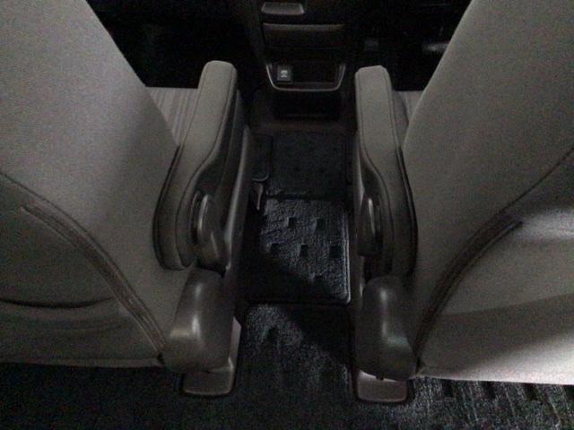 フリード Ｇ・ホンダセンシング　フルセグ・メモリナビ・ＤＶＤ・ＣＤ・バックカメラ・両側電動ドア・ＥＴＣ　Ｆセグ　追突被害軽減ブレーキ　ｉストップ　Ｗエアバッグ　パワーウィンドウ　アクティブクルーズコントロール　スマートキ　ＶＳＡ（28枚目）