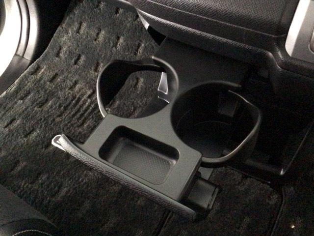 ステップワゴンスパーダ Ｚクールスピリット　ＨＩＤ・フルセグ・メモリナビ・バックカメラ・純正ＡＷ・両側電動ドア・ＥＴＣ　キーフリー　ナビＴＶ　横滑防止　ＤＶＤ視聴可能　フルオートエアコン　パワーウインドウ　Ａクルーズ　三列シート　パワステ（32枚目）