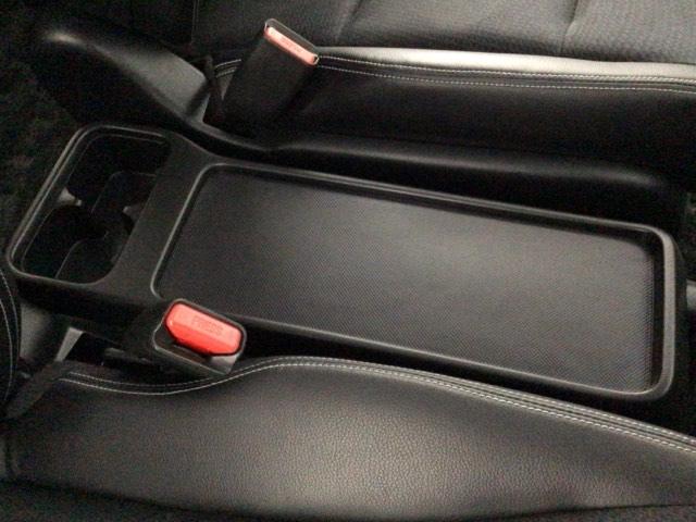 ステップワゴンスパーダ Ｚクールスピリット　ＨＩＤ・フルセグ・メモリナビ・バックカメラ・純正ＡＷ・両側電動ドア・ＥＴＣ　キーフリー　ナビＴＶ　横滑防止　ＤＶＤ視聴可能　フルオートエアコン　パワーウインドウ　Ａクルーズ　三列シート　パワステ（38枚目）