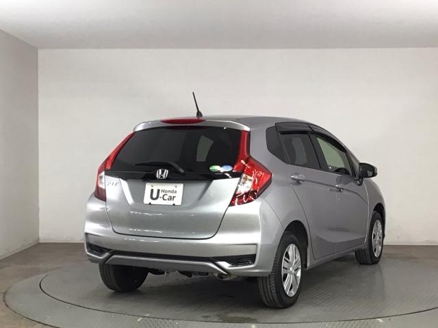 フィット １３Ｇ・Ｌホンダセンシング　ＬＥＤ・フルセグ・メモリナビ・ＤＶＤ・バックカメラ・ＥＣＯＮスイッチ・ＥＴＣ　衝突軽減　盗難防止装置　ＬＥＤライト　オートエアコン　ＶＳＡ　スマ－トキ－　キーフリー　クルコン　サイドエアバッグ　４ＷＤ（4枚目）
