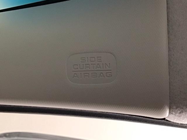 フィット １３Ｇ・Ｌホンダセンシング　ＬＥＤ・フルセグ・メモリナビ・ＤＶＤ・バックカメラ・ＥＣＯＮスイッチ・ＥＴＣ　衝突軽減　盗難防止装置　ＬＥＤライト　オートエアコン　ＶＳＡ　スマ－トキ－　キーフリー　クルコン　サイドエアバッグ　４ＷＤ（33枚目）