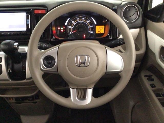 N-WGN Gコンフォートパッケージ HID・フルセグ・メモリナビ・DVD・バックカメラ・シートヒーター・ETC フルセグテレビ 横滑り防止システム 追突軽減ブレーキ スマートキー オートエアコン ベンチシート カーテンエアバッグ ABS(17枚目)