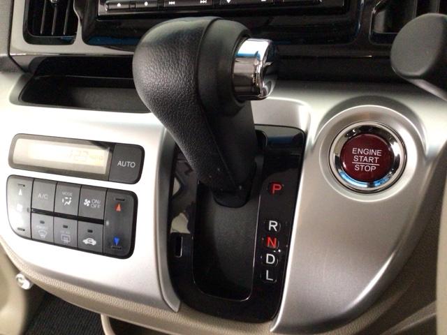 N-WGN Gコンフォートパッケージ HID・フルセグ・メモリナビ・DVD・バックカメラ・シートヒーター・ETC フルセグテレビ 横滑り防止システム 追突軽減ブレーキ スマートキー オートエアコン ベンチシート カーテンエアバッグ ABS(28枚目)