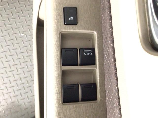 N-WGN Gコンフォートパッケージ HID・フルセグ・メモリナビ・DVD・バックカメラ・シートヒーター・ETC フルセグテレビ 横滑り防止システム 追突軽減ブレーキ スマートキー オートエアコン ベンチシート カーテンエアバッグ ABS(35枚目)