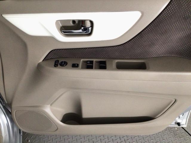 N-WGN Gコンフォートパッケージ HID・フルセグ・メモリナビ・DVD・バックカメラ・シートヒーター・ETC フルセグテレビ 横滑り防止システム 追突軽減ブレーキ スマートキー オートエアコン ベンチシート カーテンエアバッグ ABS(36枚目)