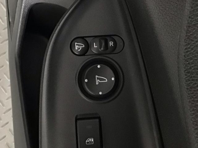 フィット ＲＳ　ＬＥＤ・フルセグ・メモリナビ・ＤＶＤ・ＣＤ・バックカメラ・純正ＡＷ・ＥＴＣ　フルセグテレビ　Ｂモニター　スマートキー＆プッシュスタート　パワステ　ＤＶＤプレーヤー　ＵＳＢ入力　盗難防止システム　ＡＢＳ（39枚目）