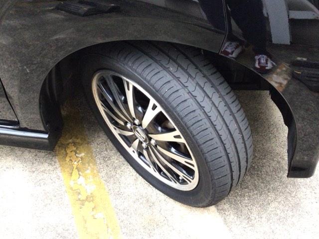 Ｎ－ＢＯＸカスタム Ｇ・ターボＬパッケージ　ＨＩＤ・フルセグ・メモリナビ・バックカメラ・純正ＡＷ・両側電動ドア・ＥＴＣ　ＡＵＴＯエアコン　ナビＴＶ　地デジテレビ　Ｂカメ　盗難警報装置　横滑防止装置　ＰＳ　ＰＷ　ターボエンジン　ＥＣＯモード（25枚目）