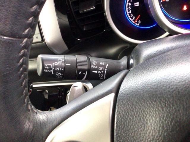 Ｎ－ＢＯＸカスタム Ｇ・ターボＬパッケージ　ＨＩＤ・フルセグ・メモリナビ・バックカメラ・純正ＡＷ・両側電動ドア・ＥＴＣ　ＡＵＴＯエアコン　ナビＴＶ　地デジテレビ　Ｂカメ　盗難警報装置　横滑防止装置　ＰＳ　ＰＷ　ターボエンジン　ＥＣＯモード（28枚目）