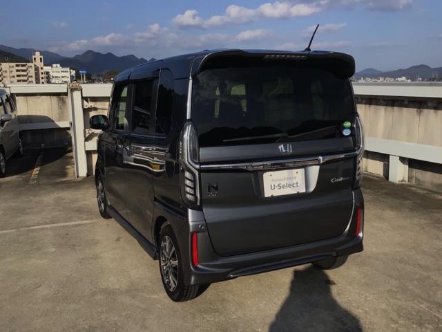 Ｎ－ＢＯＸカスタム Ｇ・Ｌホンダセンシング　ＬＥＤ・フルセグ・メモリナビ・バックカメラ・純正ＡＷ・片側電動ドア・ＥＴＣ　地デジＴＶ　助手席エアバッグ　キーレス　セキュリティーアラーム　スマ－トキ－　リアカメラ　ナビＴＶ　前車追従機能　ＵＳＢ（4枚目）
