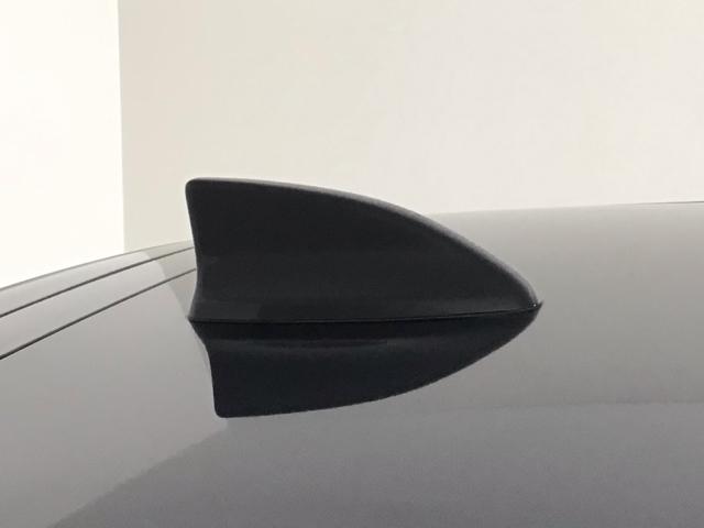 フィット ｅ：ＨＥＶホーム　レンタＵＰ・ＬＥＤ・フルセグ・メモリナビ・バックカメラ・ホンダＣＯＮＮＥＣＴ　前後誤発進抑制機能　クリソナ　助手席エアバッグ　運転席エアバッグ　ＬＥＤライト　ＵＳＢ接続　ＡＢＳ　サイドエアバッグ（21枚目）