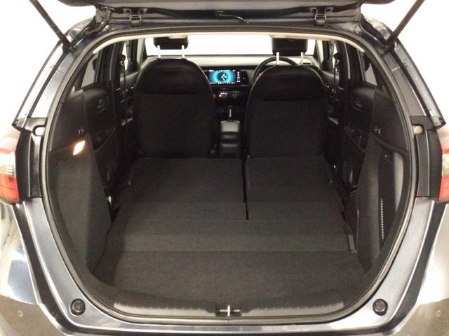 フィット ｅ：ＨＥＶホーム　レンタＵＰ・ＬＥＤ・フルセグ・メモリナビ・バックカメラ・ホンダＣＯＮＮＥＣＴ　前後誤発進抑制機能　クリソナ　助手席エアバッグ　運転席エアバッグ　ＬＥＤライト　ＵＳＢ接続　ＡＢＳ　サイドエアバッグ（25枚目）