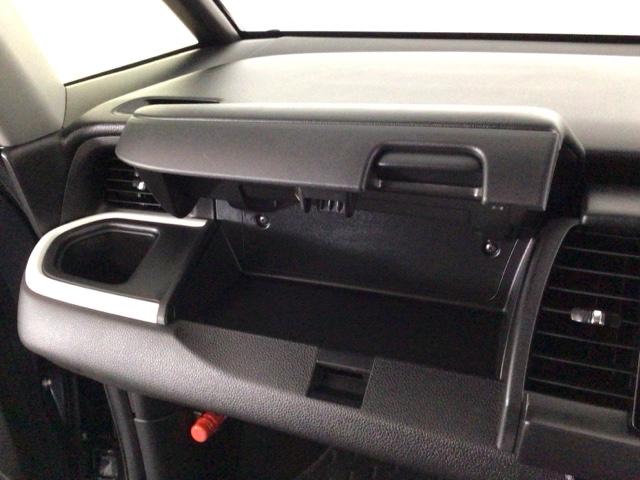 フィット ｅ：ＨＥＶホーム　レンタＵＰ・ＬＥＤ・フルセグ・メモリナビ・バックカメラ・ホンダＣＯＮＮＥＣＴ　前後誤発進抑制機能　クリソナ　助手席エアバッグ　運転席エアバッグ　ＬＥＤライト　ＵＳＢ接続　ＡＢＳ　サイドエアバッグ（40枚目）