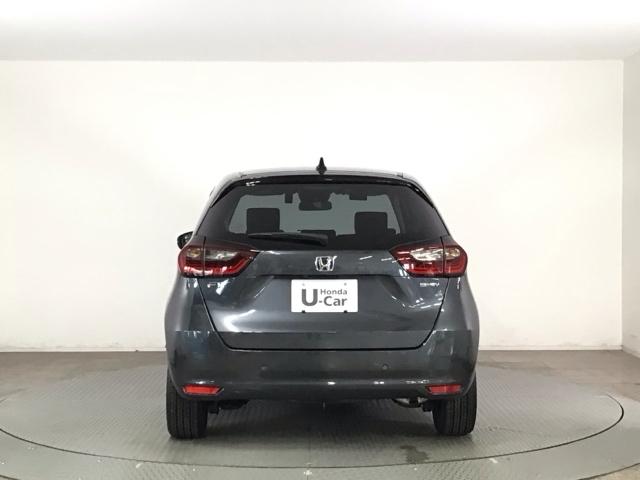 フィット ｅ：ＨＥＶホーム　レンタＵＰ・ＬＥＤ・フルセグ・メモリナビ・バックカメラ・ホンダＣＯＮＮＥＣＴ　前後誤発進抑制機能　クリソナ　助手席エアバッグ　運転席エアバッグ　ＬＥＤライト　ＵＳＢ接続　ＡＢＳ　サイドエアバッグ（43枚目）