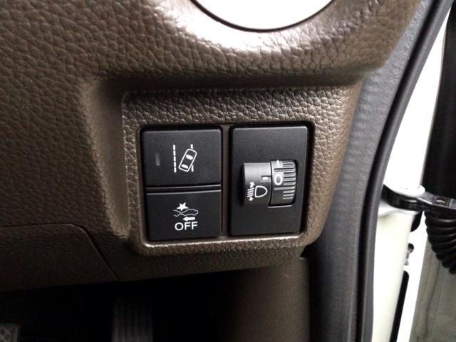 N-BOX L・ターボ・スロープ LED・フルセグ・メモリナビ・バックカメラ・シートヒーター・両側電動ドア・ETC USB スマートキー リアカメラ 衝突被害軽減システム オートクルーズコントロール 福祉車輌 LEDヘッドランプ(7枚目)