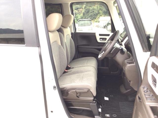 N-BOX L・ターボ・スロープ LED・フルセグ・メモリナビ・バックカメラ・シートヒーター・両側電動ドア・ETC USB スマートキー リアカメラ 衝突被害軽減システム オートクルーズコントロール 福祉車輌 LEDヘッドランプ(15枚目)