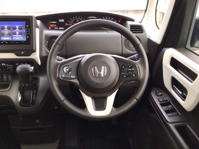 N-BOX L・ターボ・スロープ LED・フルセグ・メモリナビ・バックカメラ・シートヒーター・両側電動ドア・ETC USB スマートキー リアカメラ 衝突被害軽減システム オートクルーズコントロール 福祉車輌 LEDヘッドランプ(17枚目)