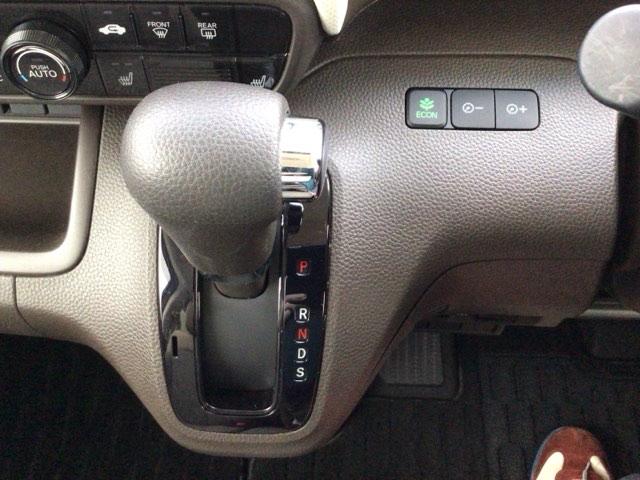 N-BOX L・ターボ・スロープ LED・フルセグ・メモリナビ・バックカメラ・シートヒーター・両側電動ドア・ETC USB スマートキー リアカメラ 衝突被害軽減システム オートクルーズコントロール 福祉車輌 LEDヘッドランプ(29枚目)