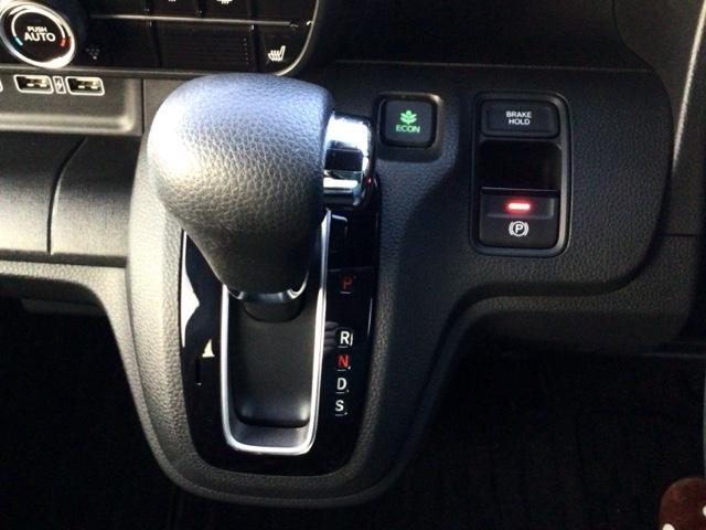 Ｎ－ＷＧＮカスタム Ｌホンダセンシング　ＬＥＤ・フルセグ・メモリナビ・ＤＶＤ・バックカメラ・純正ＡＷ・ＥＴＣ　クリソナ　ＥＴＣ付き　ブレーキサポート　スマ－トキ－　エアコン　ナビ＆ＴＶ　ＬＥＤヘッド　オートクルーズ　ＵＳＢ接続　盗難防止（9枚目）