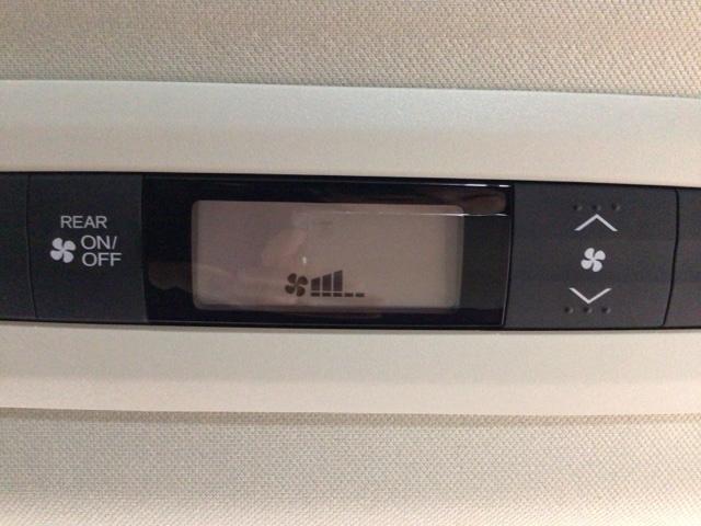 オデッセイ アブソルート LED・フルセグ・メモリナビ・バックカメラ・純正AW・両側電動ドア・ETC 緊急ブレーキ アラウンドビューモニター スマートキー&プッシュスタート 盗難防止 PWシート クルーズC リアカメラ AAC(26枚目)