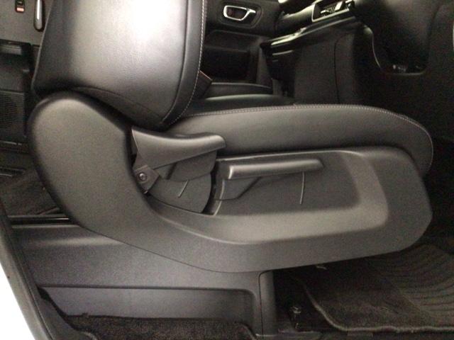 ☆ご契約後、弊社サービス工場でしっかり整備してお客様のもとへお届けします。購入後のアフターサービスも安心してお任せください！