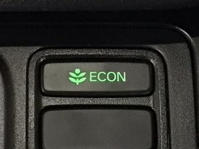 車を初めて購入されるお客様や、車にあまり詳しくないお客様にもわかりやすく丁寧に説明させて頂きます♪