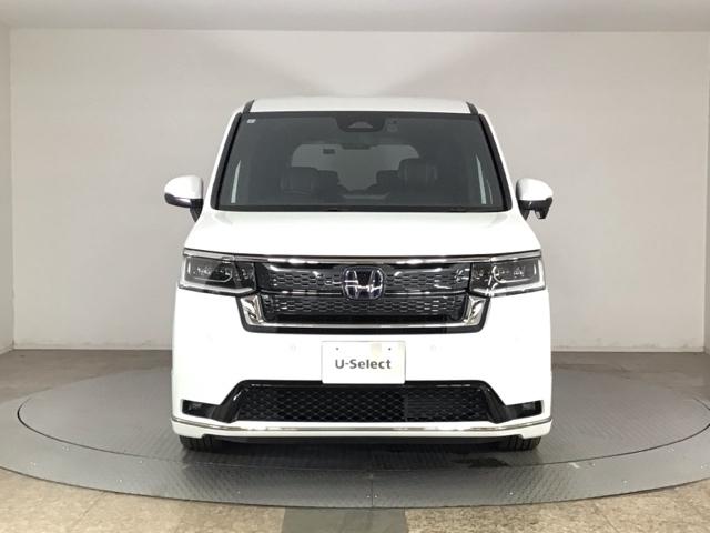 車が大好きなスタッフが心をこめて接客いたします。お客様一人一人のお車に対する思いや気持ちをうかがい、充実した時間が過ごせるよう努めます。