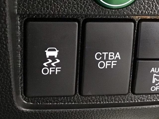 Ｎ－ＯＮＥ プレミアムＳＳパッケージ　ＨＩＤ・ワンセグ・メモリナビ・バックカメラ・純正ＡＷ・シートヒーター・ＥＴＣ　サイドエアバッグ　リアカメラ　ワンセグＴＶ　ＤＶＤ　キーフリー　ベンチシート　スマートキー　横滑り防止　ナビＴＶ　エアコン（7枚目）