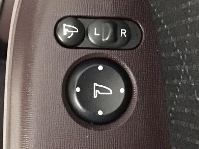 Ｎ－ＯＮＥ プレミアムＳＳパッケージ　ＨＩＤ・ワンセグ・メモリナビ・バックカメラ・純正ＡＷ・シートヒーター・ＥＴＣ　サイドエアバッグ　リアカメラ　ワンセグＴＶ　ＤＶＤ　キーフリー　ベンチシート　スマートキー　横滑り防止　ナビＴＶ　エアコン（40枚目）