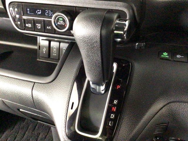 N-BOXカスタム G・Lホンダセンシング LED・フルセグ・メモリナビ・バックカメラ・純正AW・片側電動ドア・ETC 地デジTV 助手席エアバッグ キーレス セキュリティーアラーム スマ-トキ- リアカメラ ナビTV 前車追従機能 USB(32枚目)