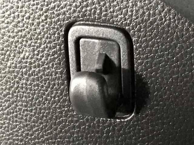 N-BOXカスタム G・Lホンダセンシング LED・フルセグ・メモリナビ・バックカメラ・純正AW・片側電動ドア・ETC 地デジTV 助手席エアバッグ キーレス セキュリティーアラーム スマ-トキ- リアカメラ ナビTV 前車追従機能 USB(34枚目)