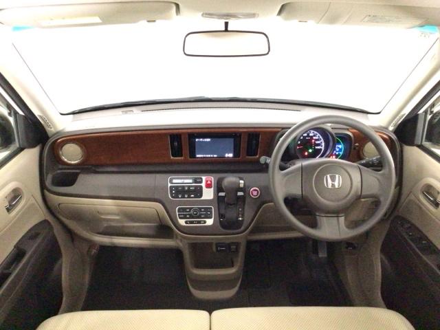 Ｎ－ＯＮＥ Ｇ・Ｌパッケージ　ＨＩＤ・スマートフォン連携ディスプレイオーディオ・バックカメラ・スマートキー　ベンチＳ　フルオートエアコン　パワーウィンドウ　助手席エアバック　ＵＳＢ　ＥＳＣ　運転席エアバッグ　パワーステアリング（16枚目）