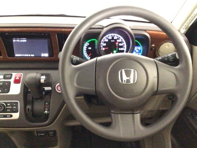 Ｎ－ＯＮＥ Ｇ・Ｌパッケージ　ＨＩＤ・スマートフォン連携ディスプレイオーディオ・バックカメラ・スマートキー　ベンチＳ　フルオートエアコン　パワーウィンドウ　助手席エアバック　ＵＳＢ　ＥＳＣ　運転席エアバッグ　パワーステアリング（17枚目）