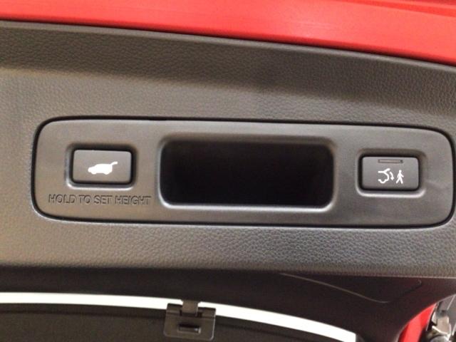 ヴェゼル ｅ：ＨＥＶＺ　ＬＥＤ・フルセグ・メモリナビ・バックカメラ・純正ＡＷ・ホンダＣＯＮＮＥＣＴ　盗難防止装置　Ｒカメラ　フルセグテレビ　スマ－トキ－　ＥＴＣ車載器　アクティブクルーズ　Ｐセンサー　サイドエアバッグ　ＡＢＳ（26枚目）